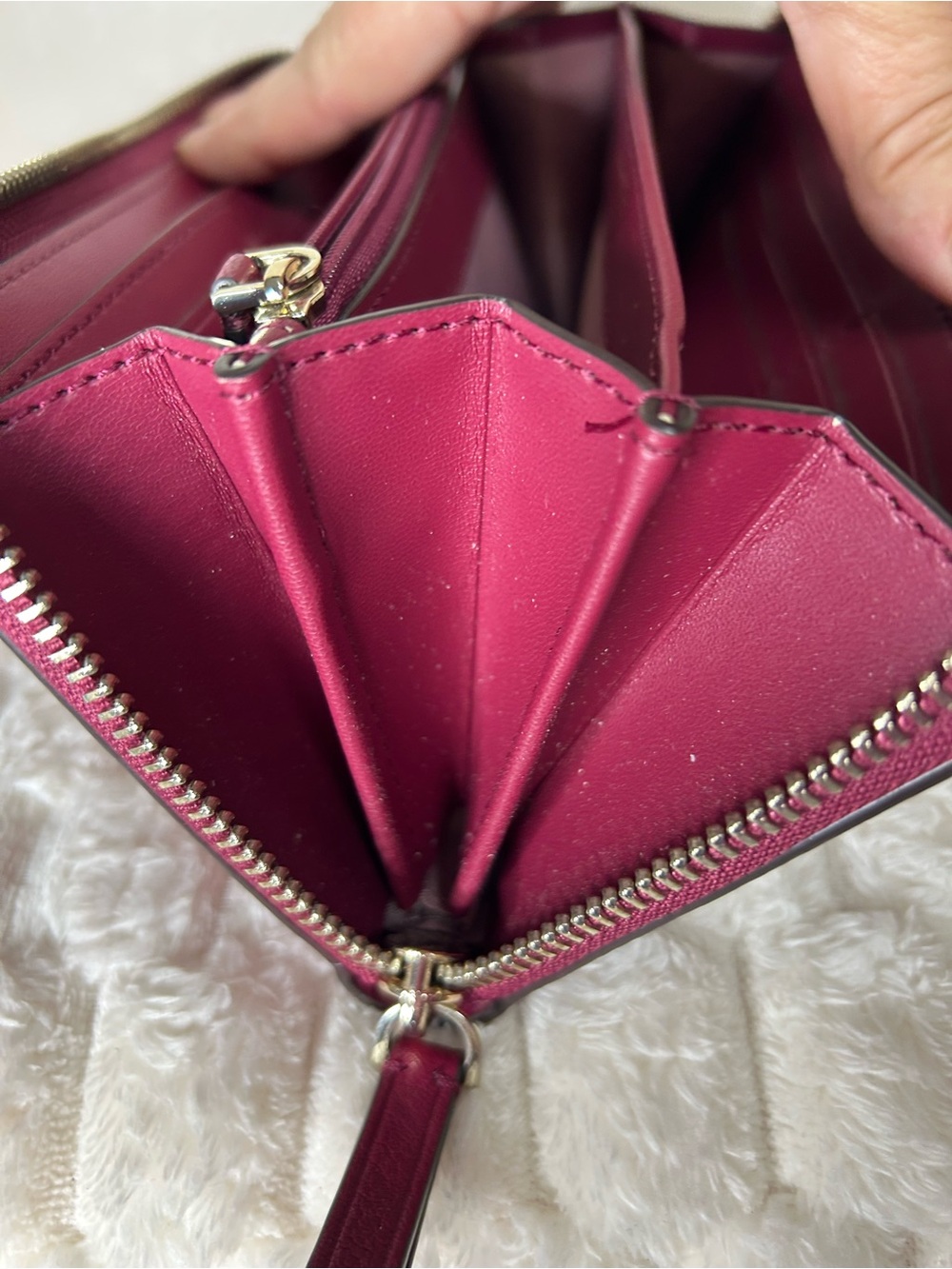 kate spade pebbled leather zip wallet in magenta - Picture 9 of 11